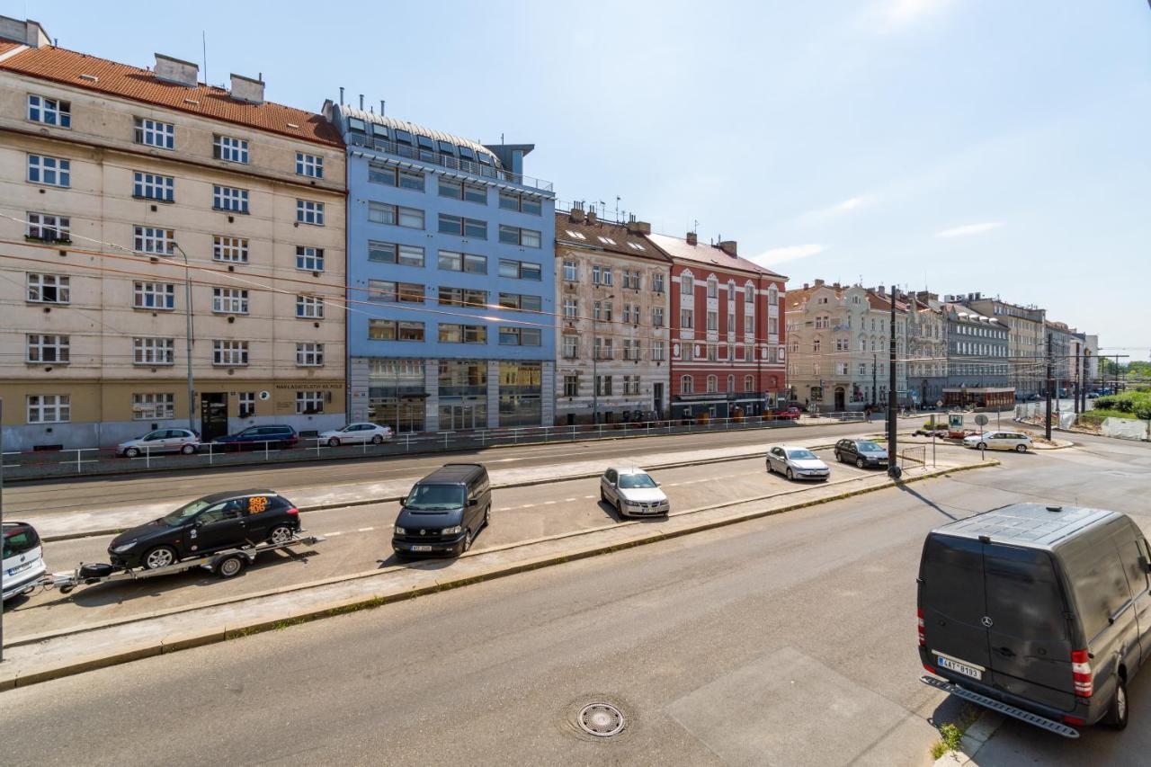 Brand New Studio Apartment #21 With Free Secure Parking In The Center Praga Zewnętrze zdjęcie
